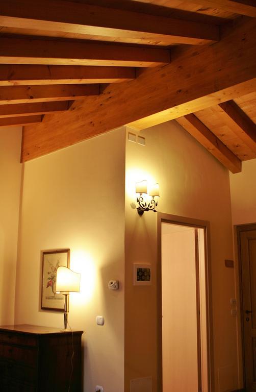Agriturismo Cavrigo Lodi Szoba fotó