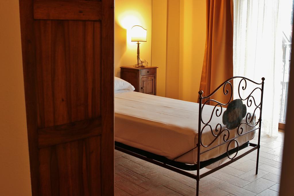 Agriturismo Cavrigo Lodi Szoba fotó