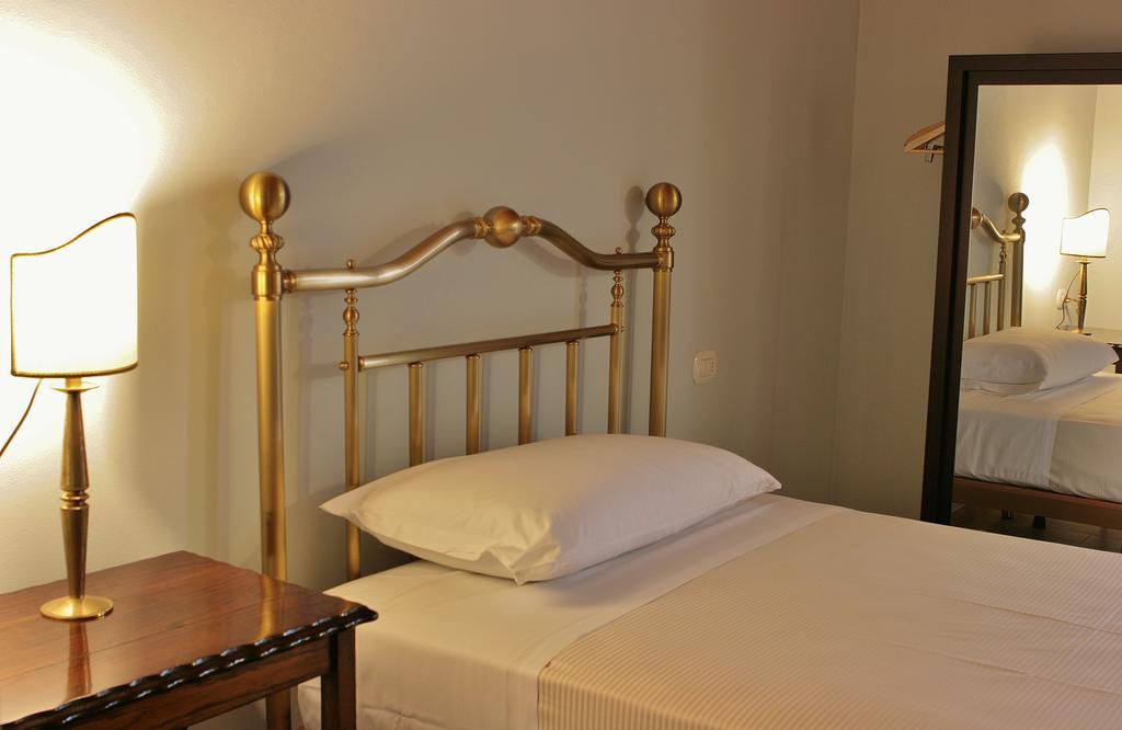 Agriturismo Cavrigo Lodi Szoba fotó