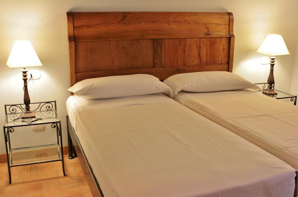 Agriturismo Cavrigo Lodi Szoba fotó
